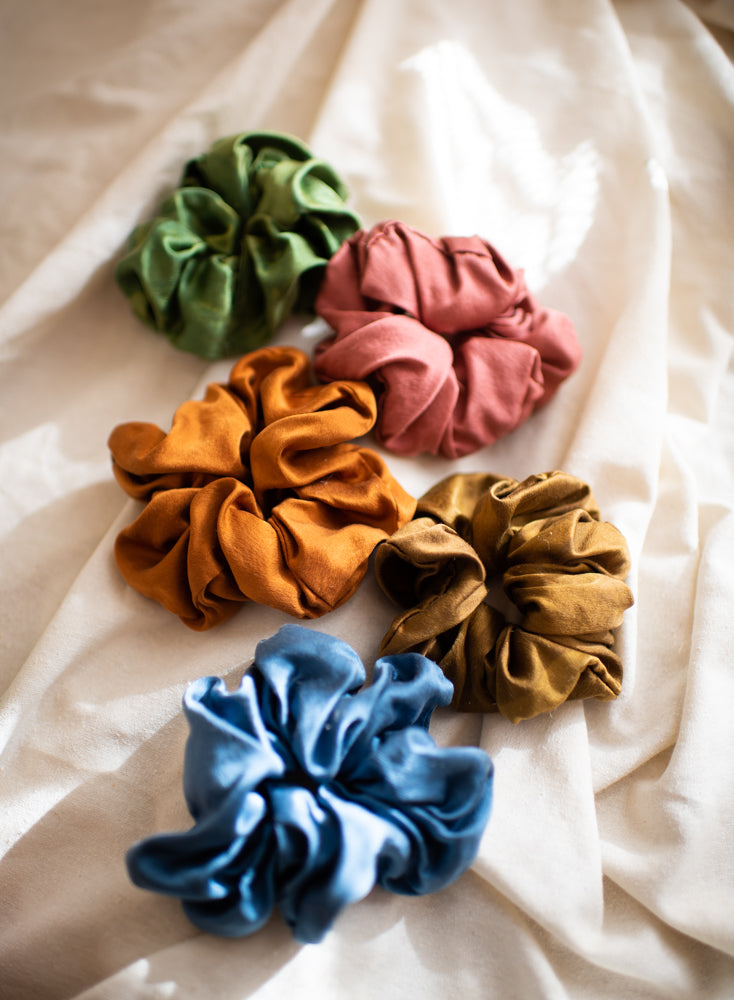 Signature Honeydove Silk Scrunchie